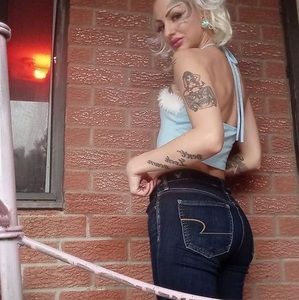 Meet your Posher, Paige